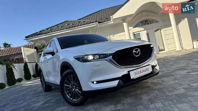 Позашляховик / Кросовер Mazda CX-5 2017 в Івано-Франківську