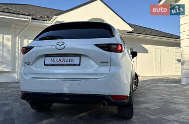 Позашляховик / Кросовер Mazda CX-5 2017 в 