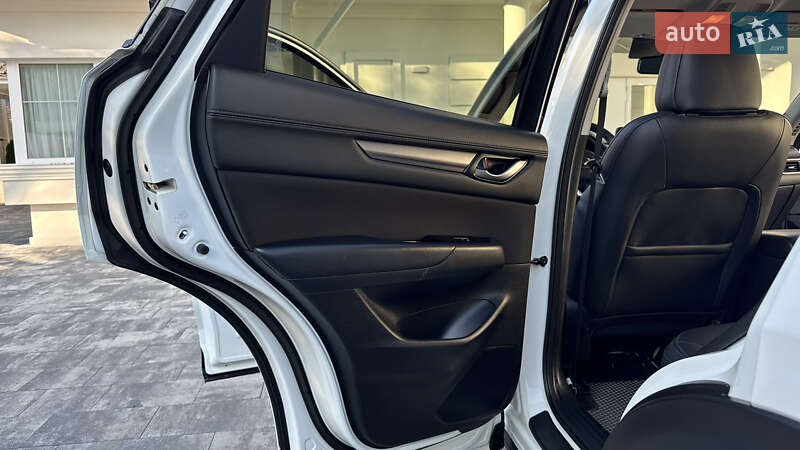 Позашляховик / Кросовер Mazda CX-5 2017 в Івано-Франківську