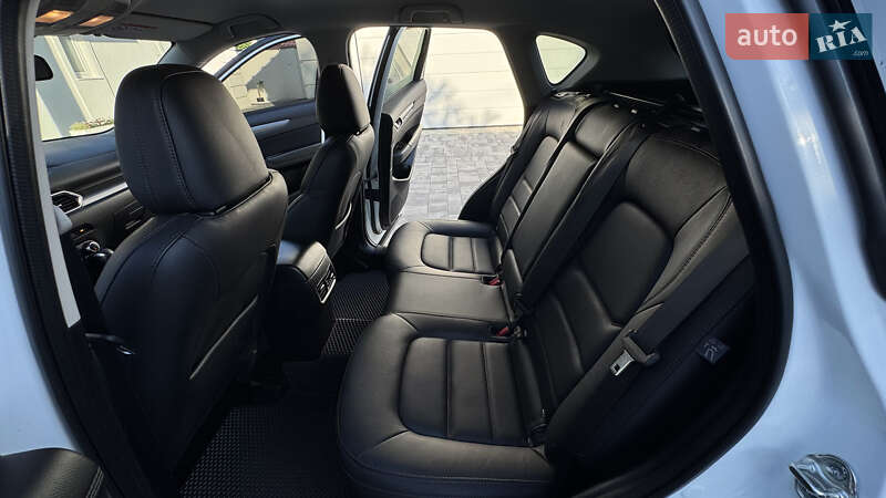 Позашляховик / Кросовер Mazda CX-5 2017 в Івано-Франківську