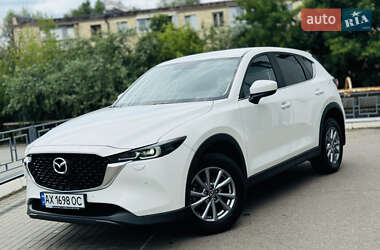 Внедорожник / Кроссовер Mazda CX-5 2023 в 