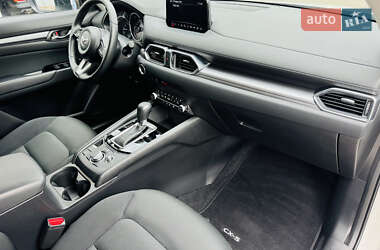 Внедорожник / Кроссовер Mazda CX-5 2023 в 
