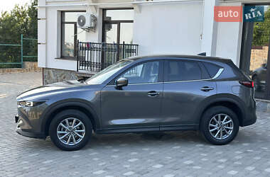 Позашляховик / Кросовер Mazda CX-5 2023 в 
