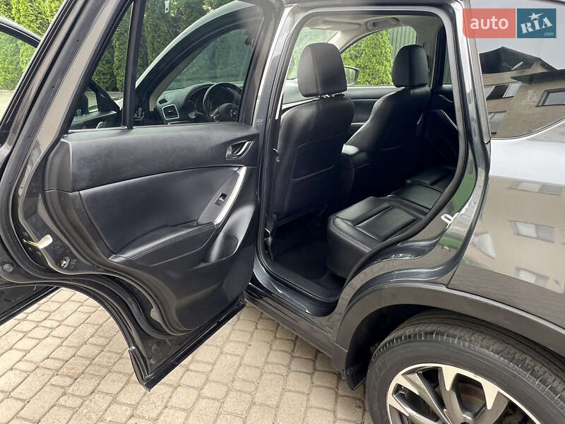 Внедорожник / Кроссовер Mazda CX-5 2016 в Самборе