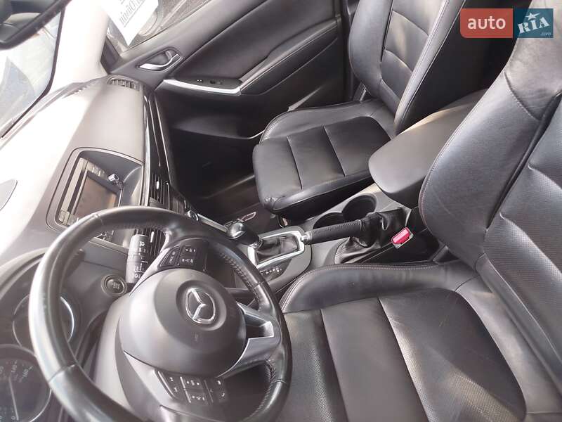 Внедорожник / Кроссовер Mazda CX-5 2016 в Ровно