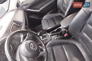 Позашляховик / Кросовер Mazda CX-5 2016 в 