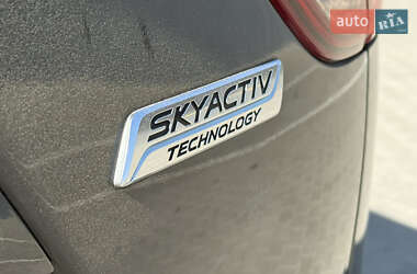 Внедорожник / Кроссовер Mazda CX-5 2012 в 