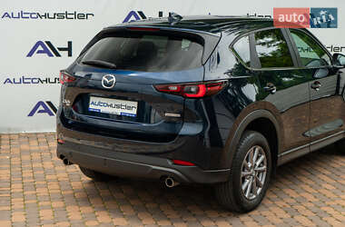 Позашляховик / Кросовер Mazda CX-5 2023 в 