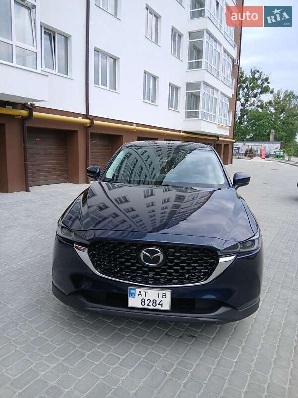Внедорожник / Кроссовер Mazda CX-5 2023 в 