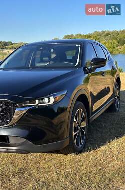 Позашляховик / Кросовер Mazda CX-5 2023 в 