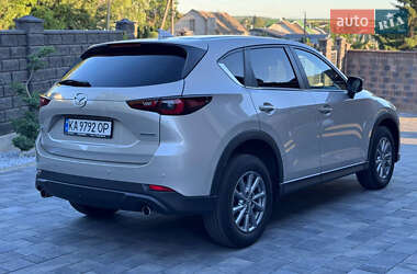 Позашляховик / Кросовер Mazda CX-5 2024 в 