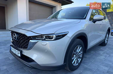 Позашляховик / Кросовер Mazda CX-5 2024 в 