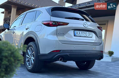 Позашляховик / Кросовер Mazda CX-5 2024 в 
