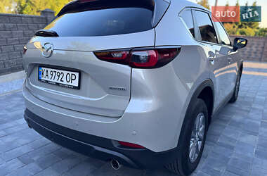 Позашляховик / Кросовер Mazda CX-5 2024 в 