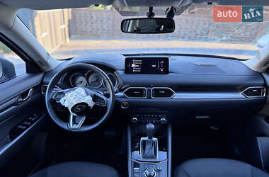 Позашляховик / Кросовер Mazda CX-5 2024 в 
