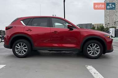 Внедорожник / Кроссовер Mazda CX-5 2023 в 
