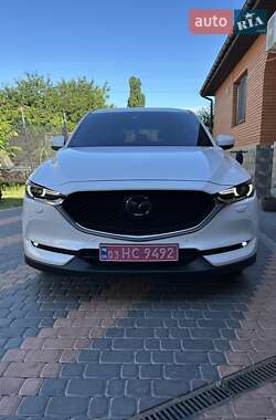 Внедорожник / Кроссовер Mazda CX-5 2018 в 