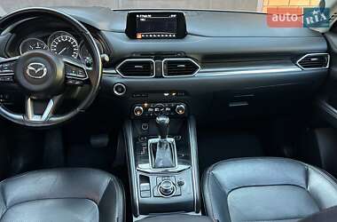 Внедорожник / Кроссовер Mazda CX-5 2018 в 