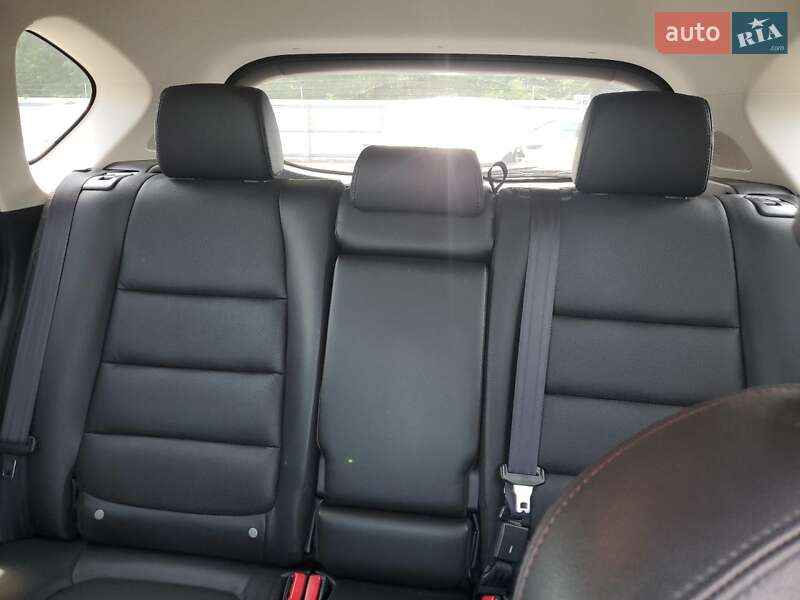 Позашляховик / Кросовер Mazda CX-5 2016 в Львові