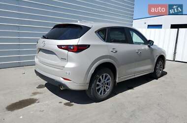 Внедорожник / Кроссовер Mazda CX-5 2023 в 