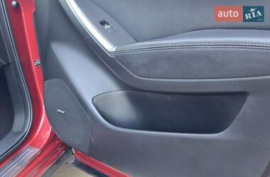 Позашляховик / Кросовер Mazda CX-5 2015 в 