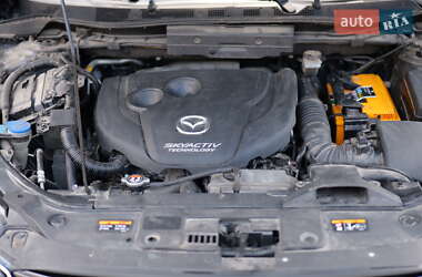 Внедорожник / Кроссовер Mazda CX-5 2015 в 