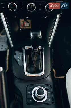Позашляховик / Кросовер Mazda CX-5 2013 в 