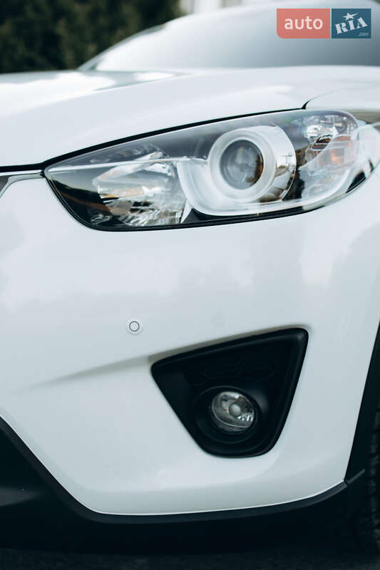 Внедорожник / Кроссовер Mazda CX-5 2013 в Новой Ушице