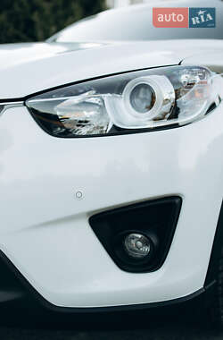 Позашляховик / Кросовер Mazda CX-5 2013 в 