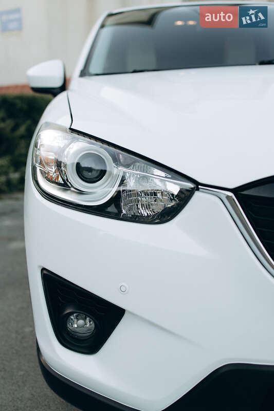 Внедорожник / Кроссовер Mazda CX-5 2013 в Новой Ушице