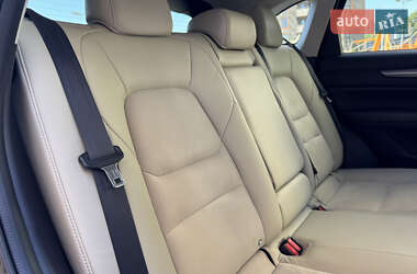 Внедорожник / Кроссовер Mazda CX-5 2017 в 
