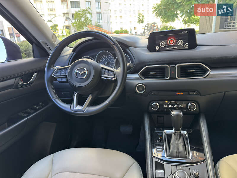 Позашляховик / Кросовер Mazda CX-5 2017 в Києві