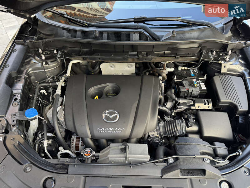 Позашляховик / Кросовер Mazda CX-5 2017 в Києві