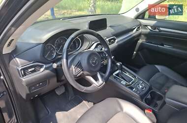 Позашляховик / Кросовер Mazda CX-5 2017 в 