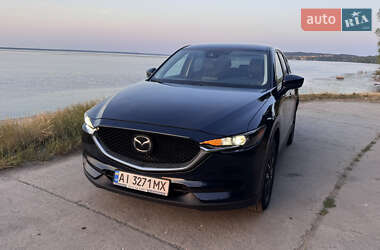 Позашляховик / Кросовер Mazda CX-5 2018 в 