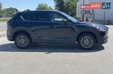 Позашляховик / Кросовер Mazda CX-5 2018 в 