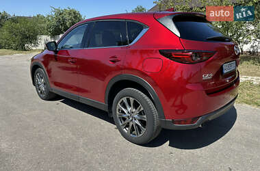 Позашляховик / Кросовер Mazda CX-5 2021 в 