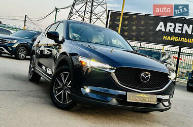 Позашляховик / Кросовер Mazda CX-5 2018 в 