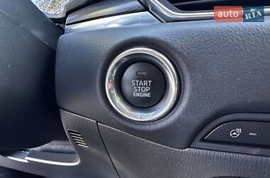 Внедорожник / Кроссовер Mazda CX-5 2023 в 
