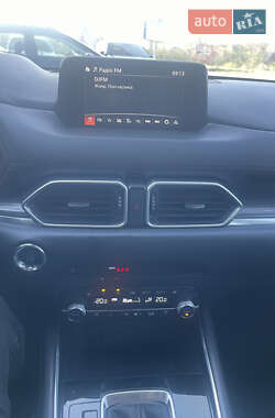 Позашляховик / Кросовер Mazda CX-5 2020 в 