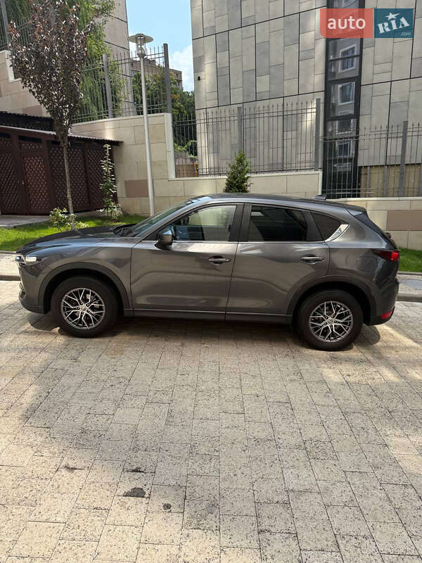 Внедорожник / Кроссовер Mazda CX-5 2017 в Киеве