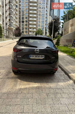 Внедорожник / Кроссовер Mazda CX-5 2017 в 
