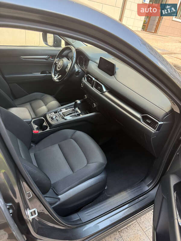 Внедорожник / Кроссовер Mazda CX-5 2017 в Киеве