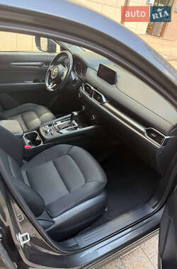Внедорожник / Кроссовер Mazda CX-5 2017 в 