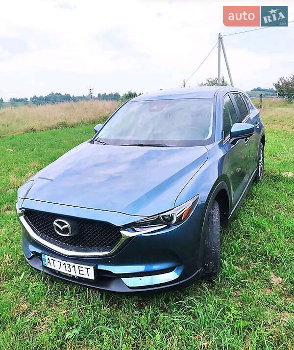 Позашляховик / Кросовер Mazda CX-5 2017 в Рогатині