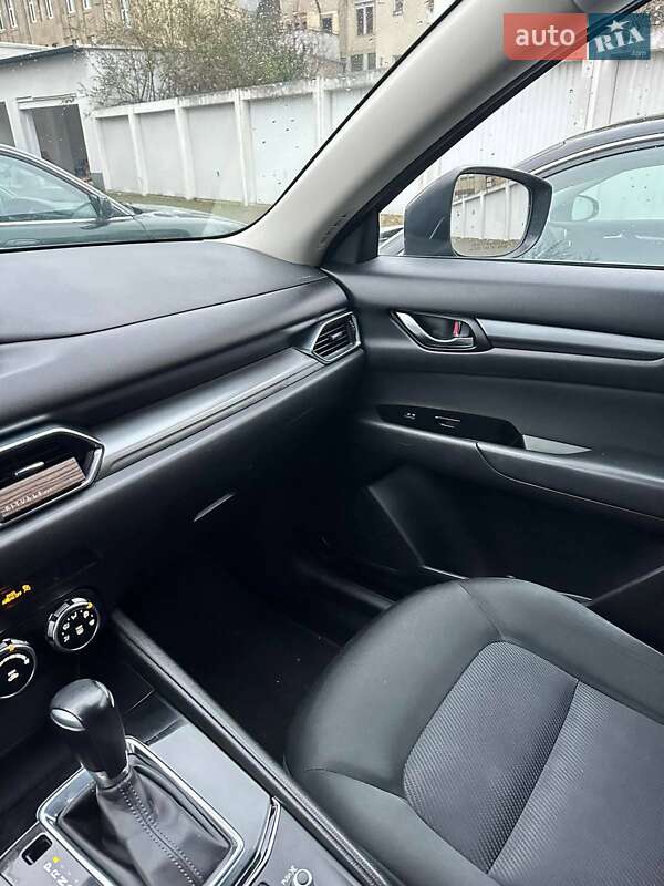 Внедорожник / Кроссовер Mazda CX-5 2017 в Киеве