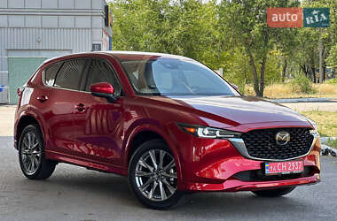 Позашляховик / Кросовер Mazda CX-5 2024 в 