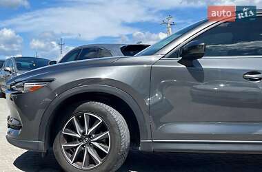 Позашляховик / Кросовер Mazda CX-5 2017 в 