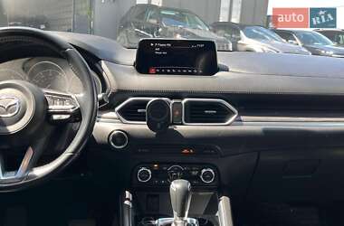 Позашляховик / Кросовер Mazda CX-5 2017 в 