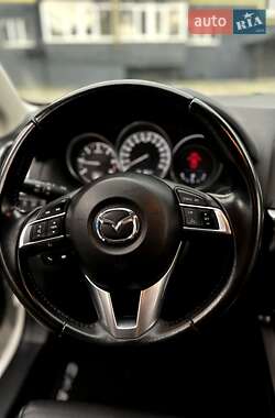 Внедорожник / Кроссовер Mazda CX-5 2015 в 